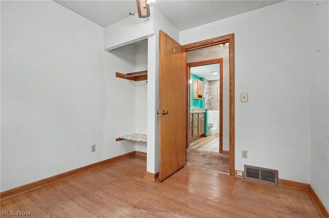 7436 Sugartree Drive, Youngstown, OH 44512