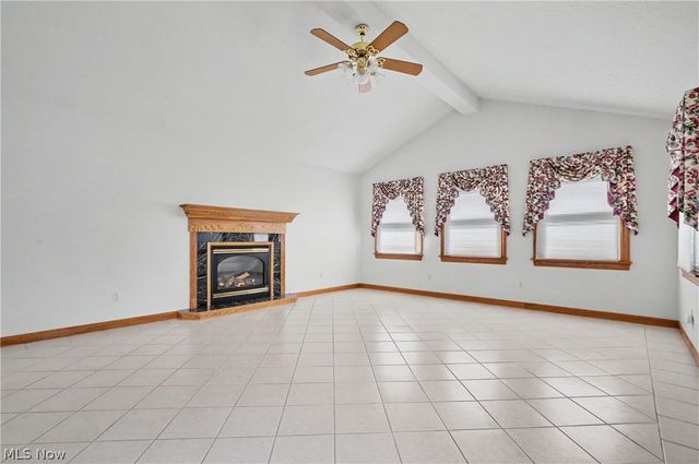 7436 Sugartree Drive, Youngstown, OH 44512