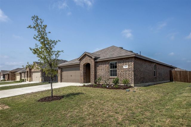 808 Saddle Horn Way, Royse City, TX 75189