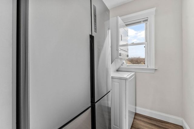 2085 Centre Street 3, Boston, MA 02132