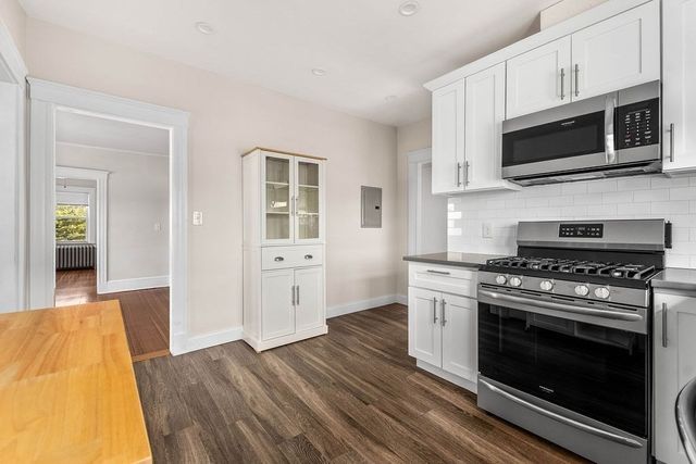 2085 Centre Street 3, Boston, MA 02132