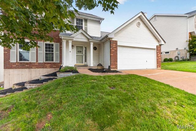 654 Summer Top Circle, Fenton, MO 63026