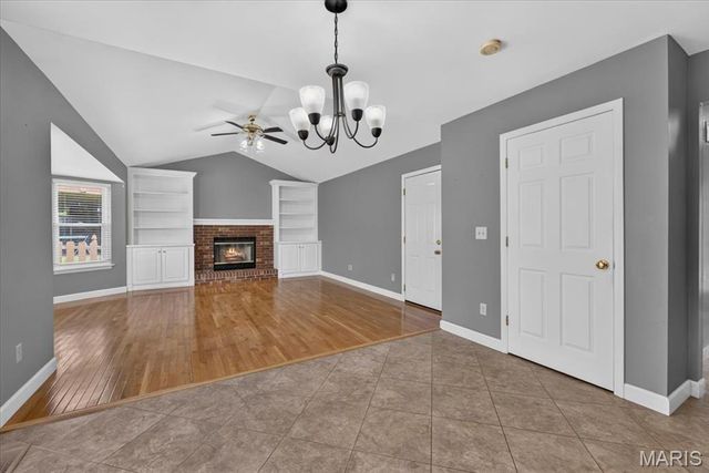 654 Summer Top Circle, Fenton, MO 63026