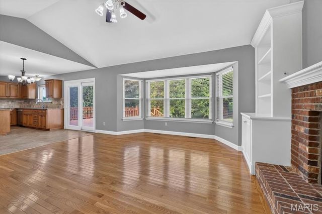 654 Summer Top Circle, Fenton, MO 63026