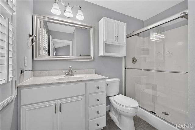 654 Summer Top Circle, Fenton, MO 63026