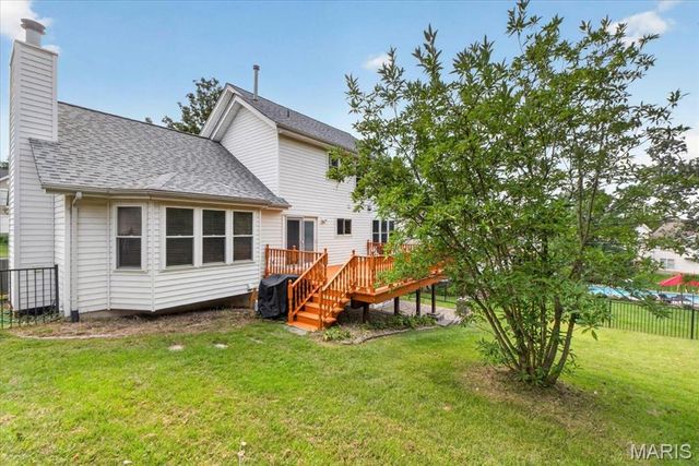 654 Summer Top Circle, Fenton, MO 63026