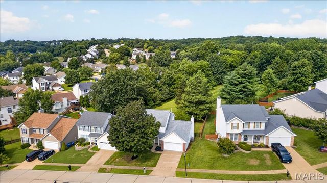 654 Summer Top Circle, Fenton, MO 63026