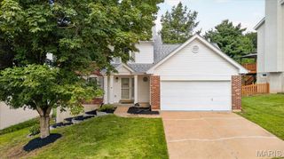 654 Summer Top Circle, Fenton, MO 63026
