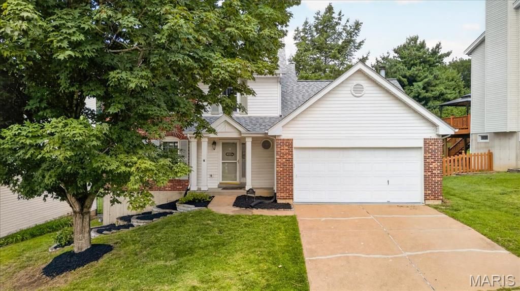 654 Summer Top Circle, Fenton, MO 63026