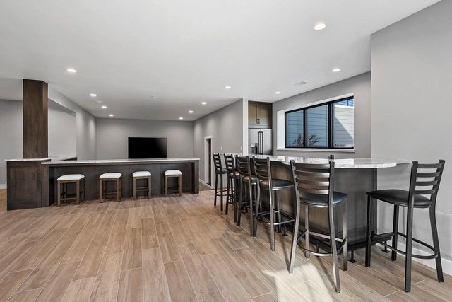 2011 LABYRINTH LANE, De Pere, WI 54115