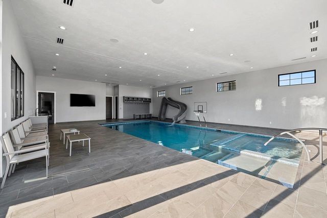 2011 LABYRINTH LANE, De Pere, WI 54115