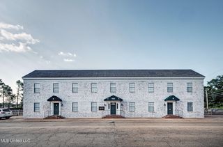 1500 Jacksonian Plaza, B, Jackson, MS 39211