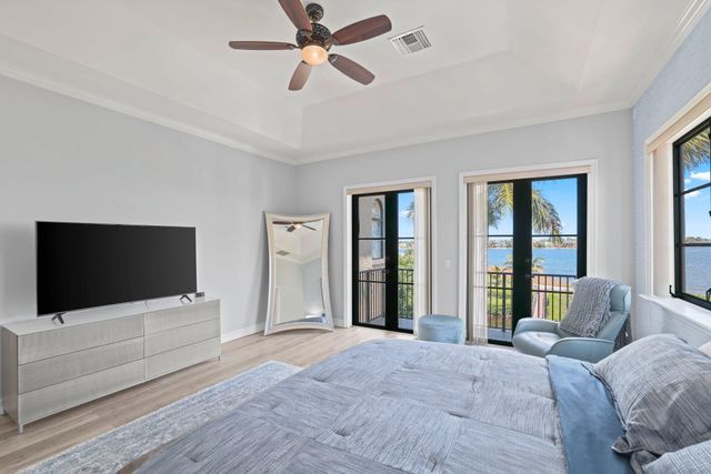 920 Via Villagio, Hypoluxo, FL 33462