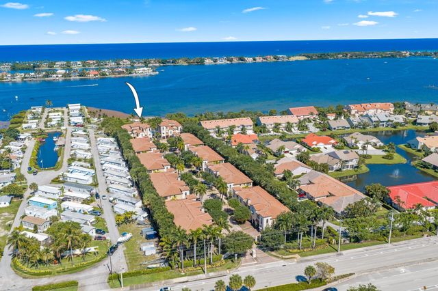 920 Via Villagio, Hypoluxo, FL 33462