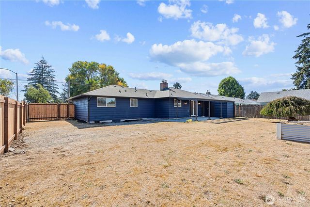 1609 121st Street S, Tacoma, WA 98444