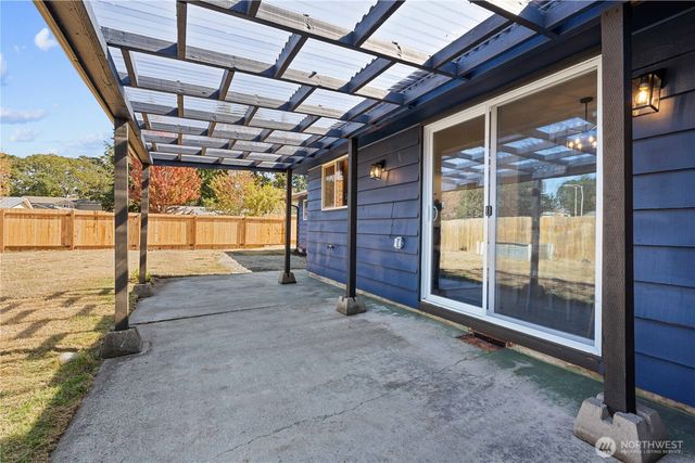 1609 121st Street S, Tacoma, WA 98444