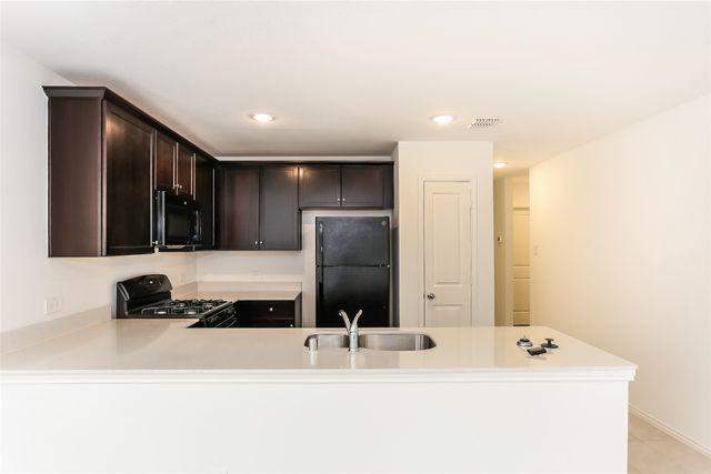 3156 Crestone Drive, Crandall, TX 75114