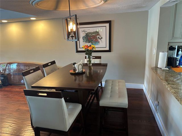 925 NE 26th Ave 925, Hallandale Beach, FL 33009