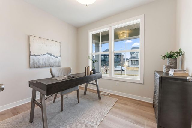 18250 102nd Place N, Maple Grove, MN 55311