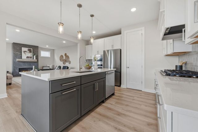 18250 102nd Place N, Maple Grove, MN 55311