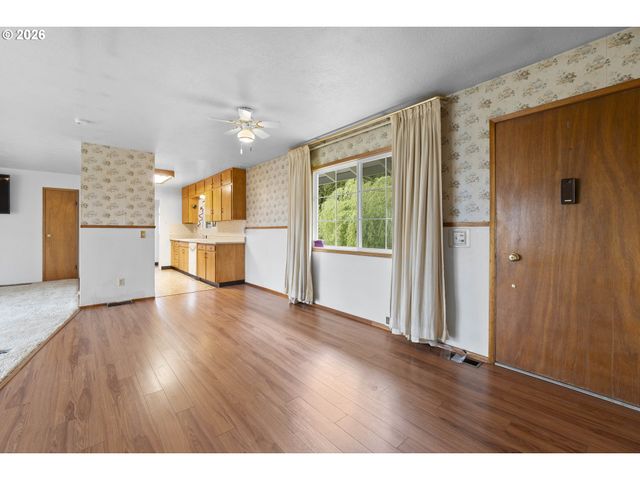 33300 TIDE CREEK Rd, Deer Island, OR 97054