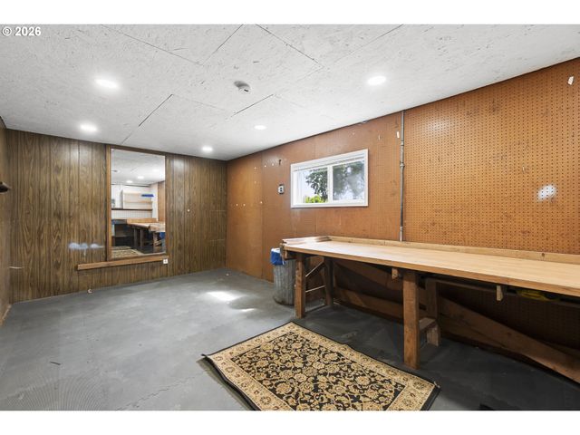 33300 TIDE CREEK Rd, Deer Island, OR 97054