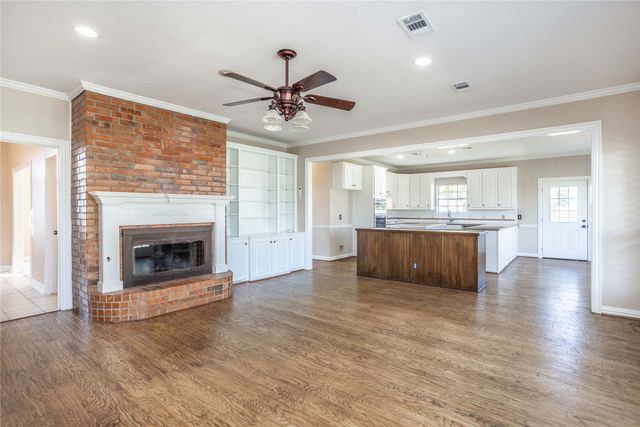 476 County Road 260, Gainesville, TX 76240