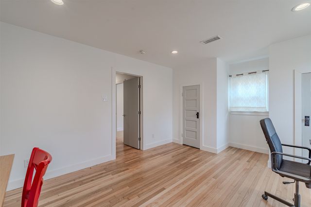 8927 Diceman Drive, Dallas, TX 75218