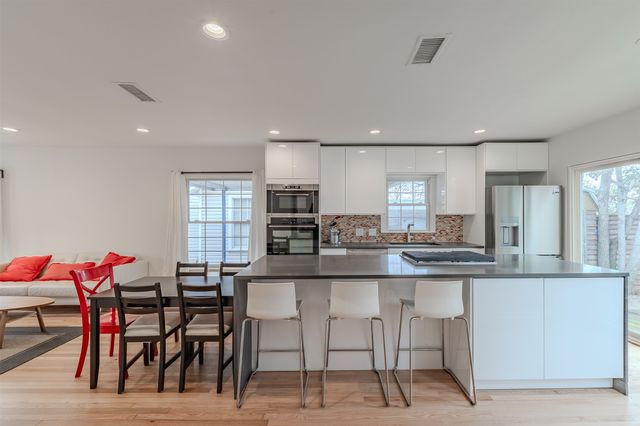 8927 Diceman Drive, Dallas, TX 75218