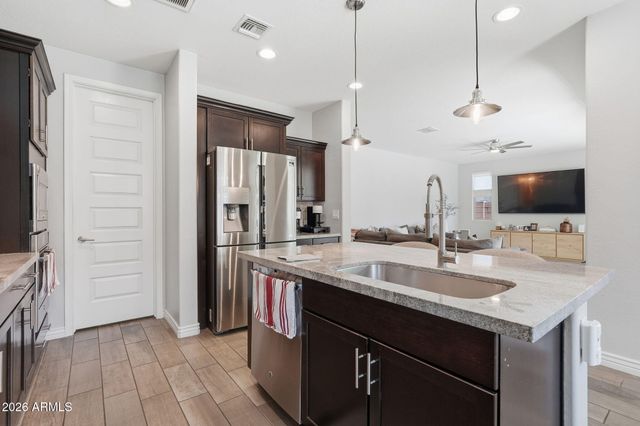 4377 E AMBER Lane, Gilbert, AZ 85296