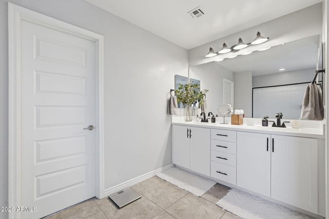 4377 E AMBER Lane, Gilbert, AZ 85296