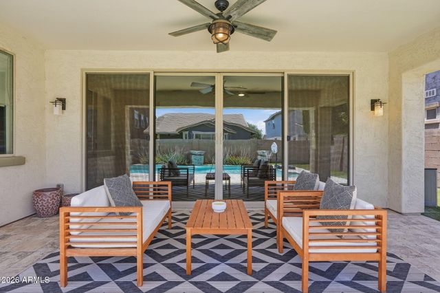 4377 E AMBER Lane, Gilbert, AZ 85296