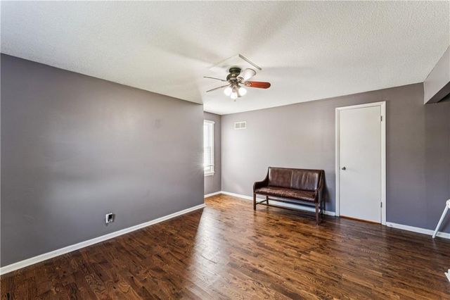 29300 W 119th Street, Olathe, KS 66061