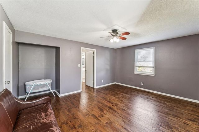 29300 W 119th Street, Olathe, KS 66061