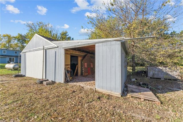 29300 W 119th Street, Olathe, KS 66061