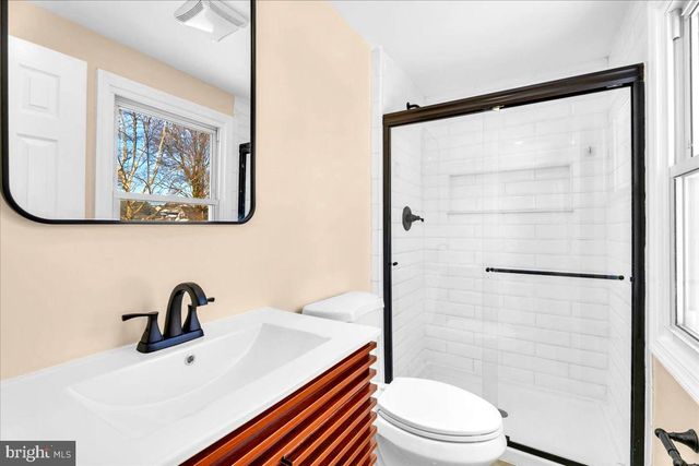 18 HINSDALE LN, Willingboro, NJ 08046