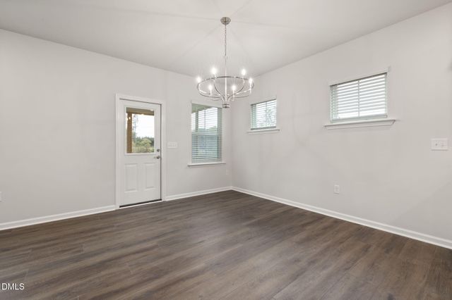 504 Foxfield Way, Fuquay Varina, NC 27526