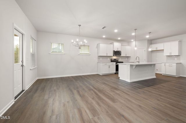 504 Foxfield Way, Fuquay Varina, NC 27526