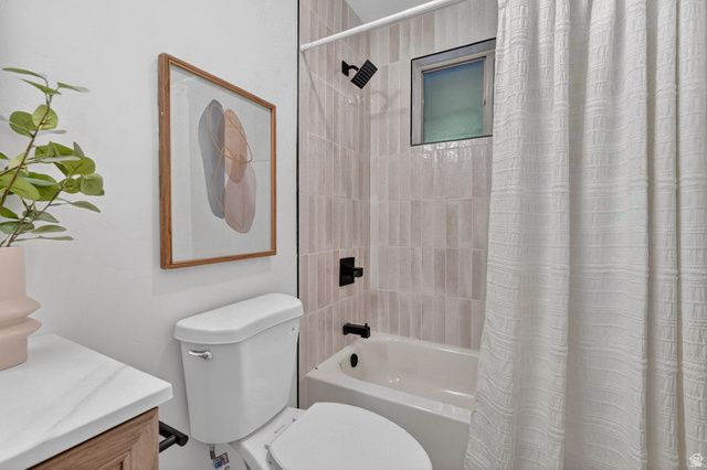 6869 S LARABROOK WAY, West Jordan, UT 84084