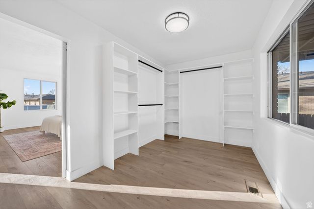 6869 S LARABROOK WAY, West Jordan, UT 84084