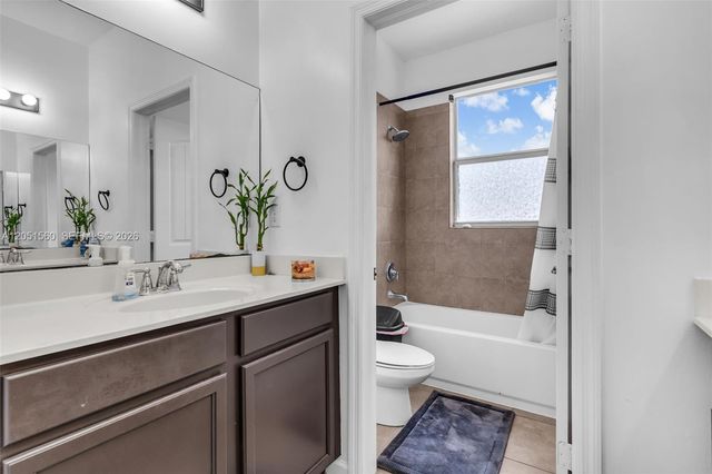 28381 SW 128th Pl, Homestead, FL 33033
