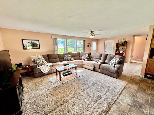 1738 County Route 7, Oswego, NY 13126