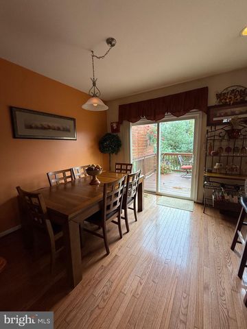 2102 E OAK RD #M4, Vineland, NJ 08361