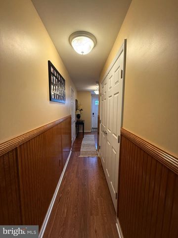 2102 E OAK RD #M4, Vineland, NJ 08361