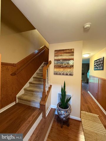 2102 E OAK RD #M4, Vineland, NJ 08361