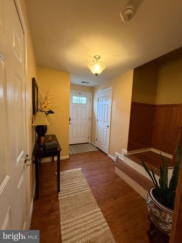 2102 E OAK RD #M4, Vineland, NJ 08361