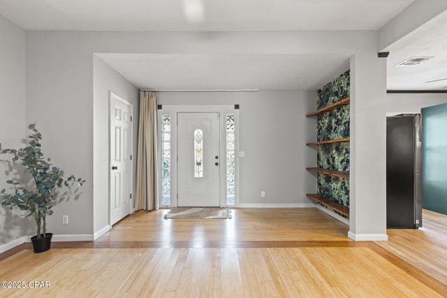 418 S Macarthur Avenue, Panama City, FL 32401