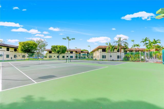 7975 SW 86th Street 206, Miami, FL 33143