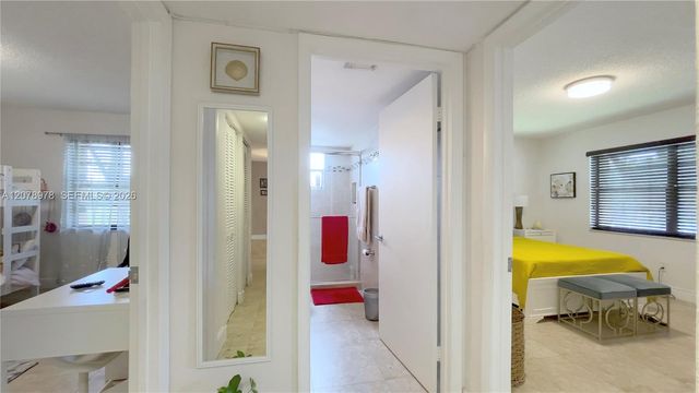 7975 SW 86th Street 206, Miami, FL 33143