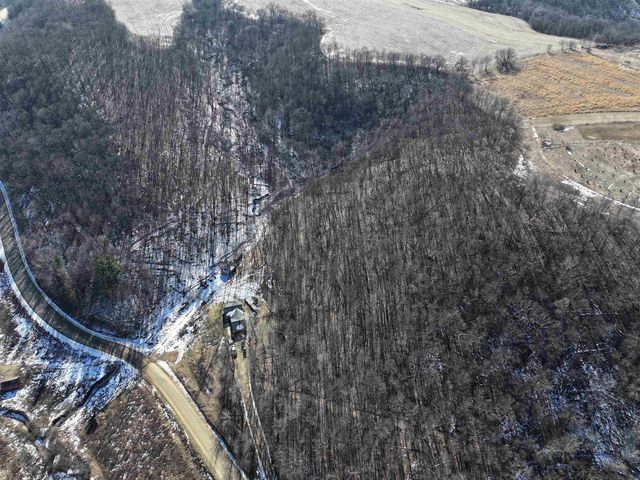 21881 Kale Road, Sparta, WI 54656